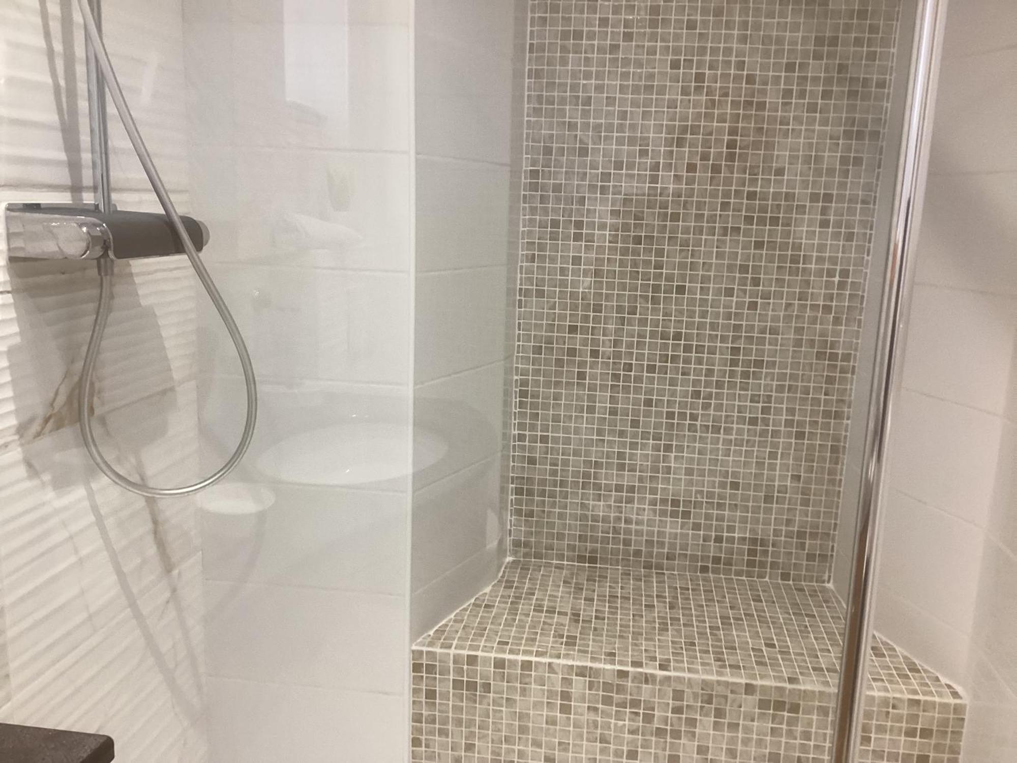 Pervenche Bed & Breakfast Marseille Bagian luar foto